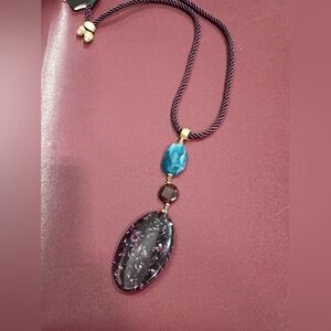Elegant Acrylic Purple and Blue Pendant Necklace